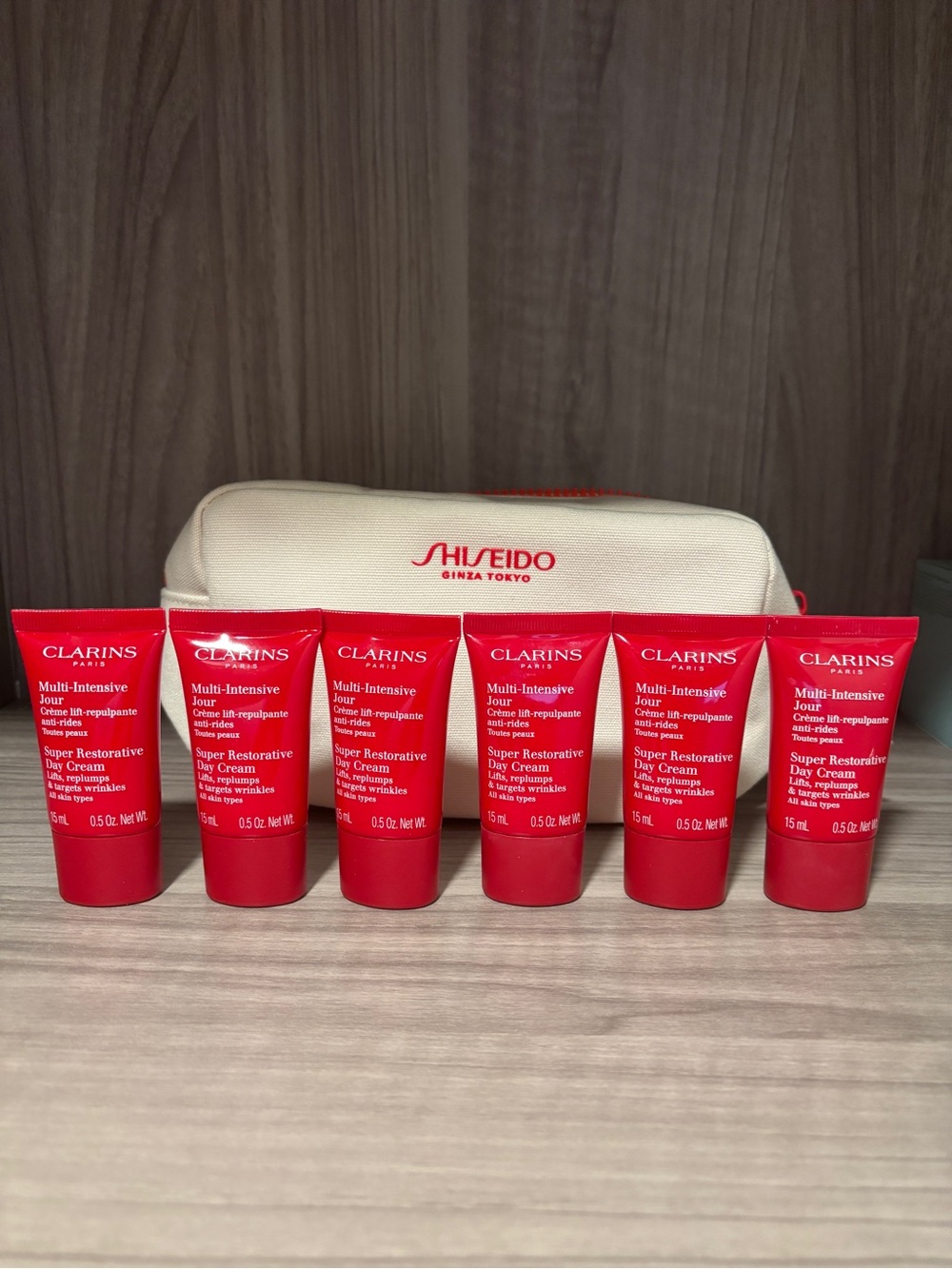 Clarins Multi-Intensive Super Restorative Day Cream 15ml*6=90ml➕Shiseido pouch